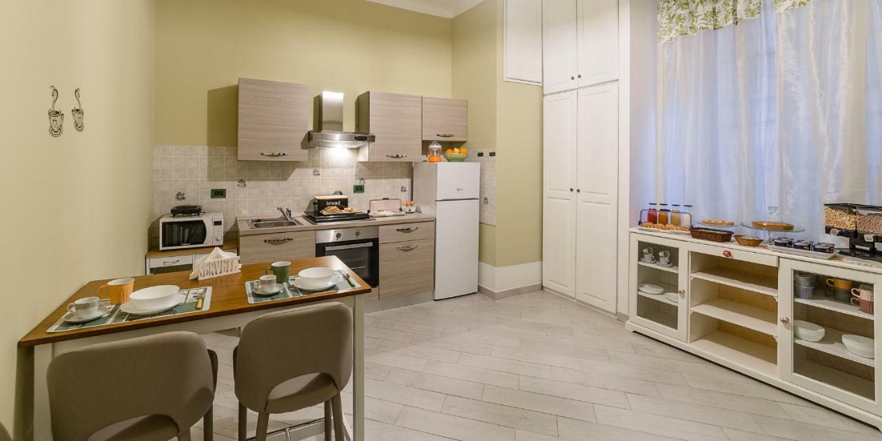 Rooms & Breakfast Dogali Genua Exteriör bild