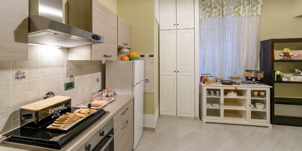 Rooms & Breakfast Dogali Genua Exteriör bild